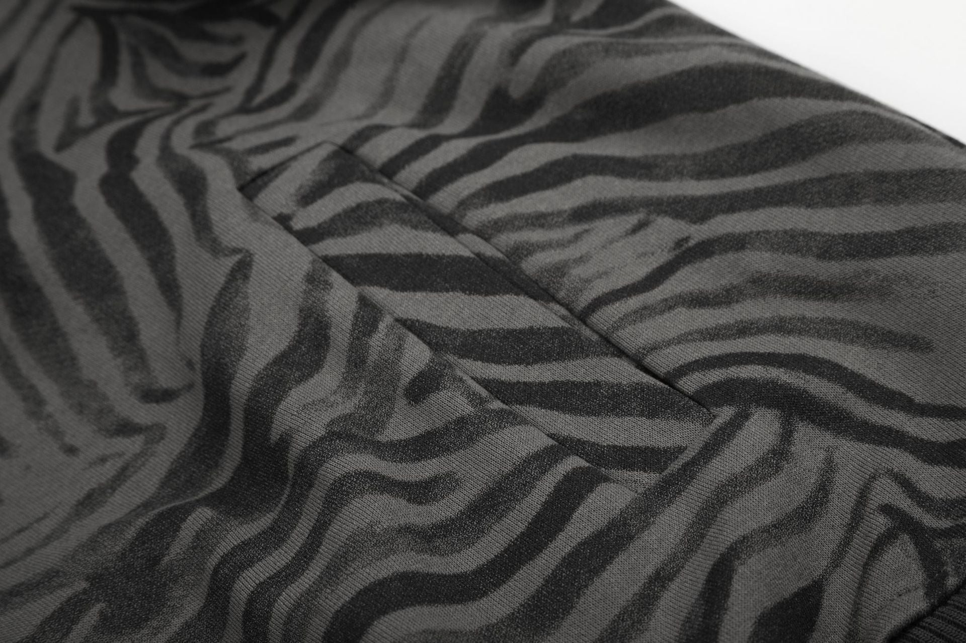 ZEBRA STRIPE HOODIE '56