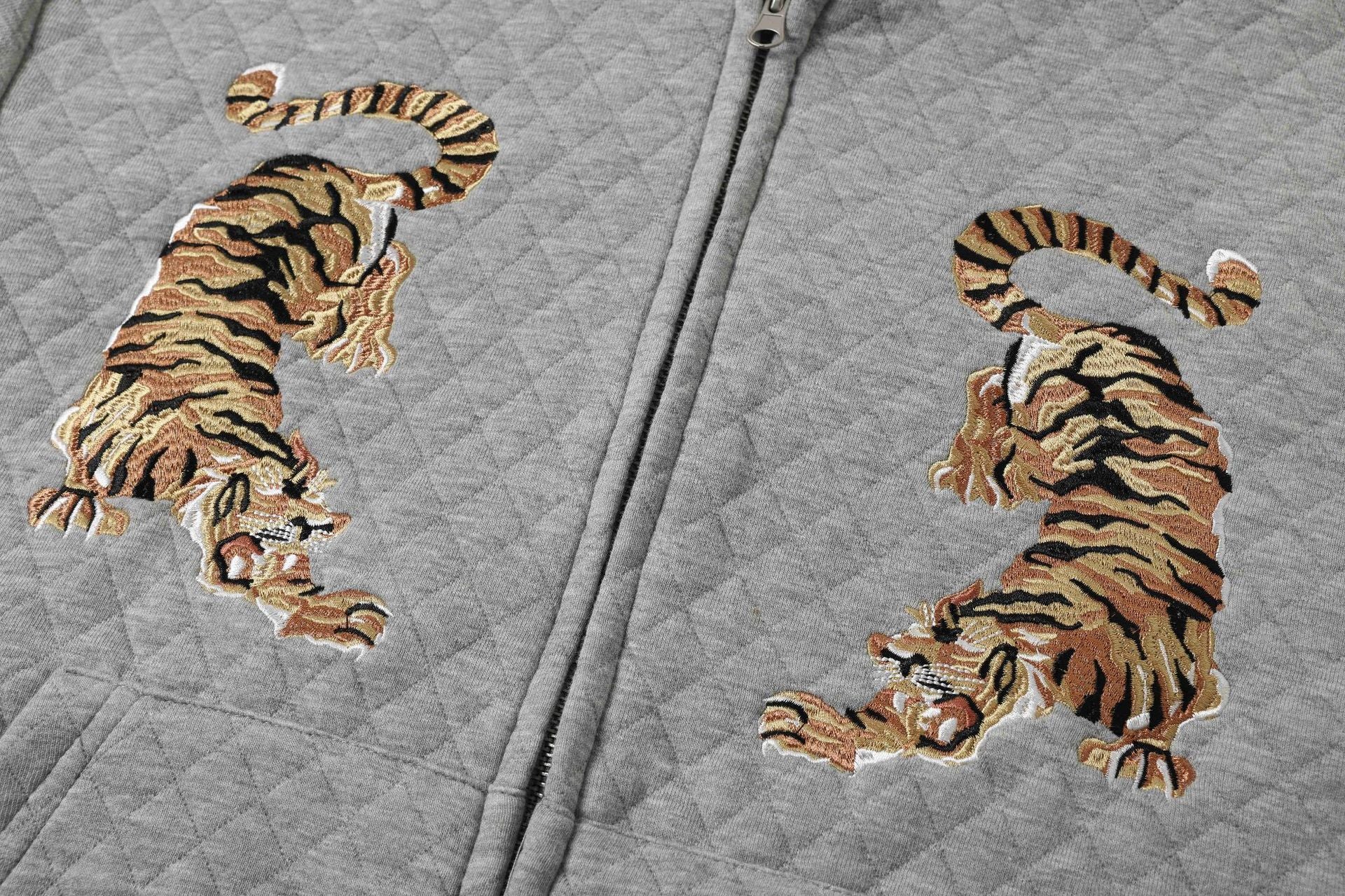 TIGER'S DEN '13