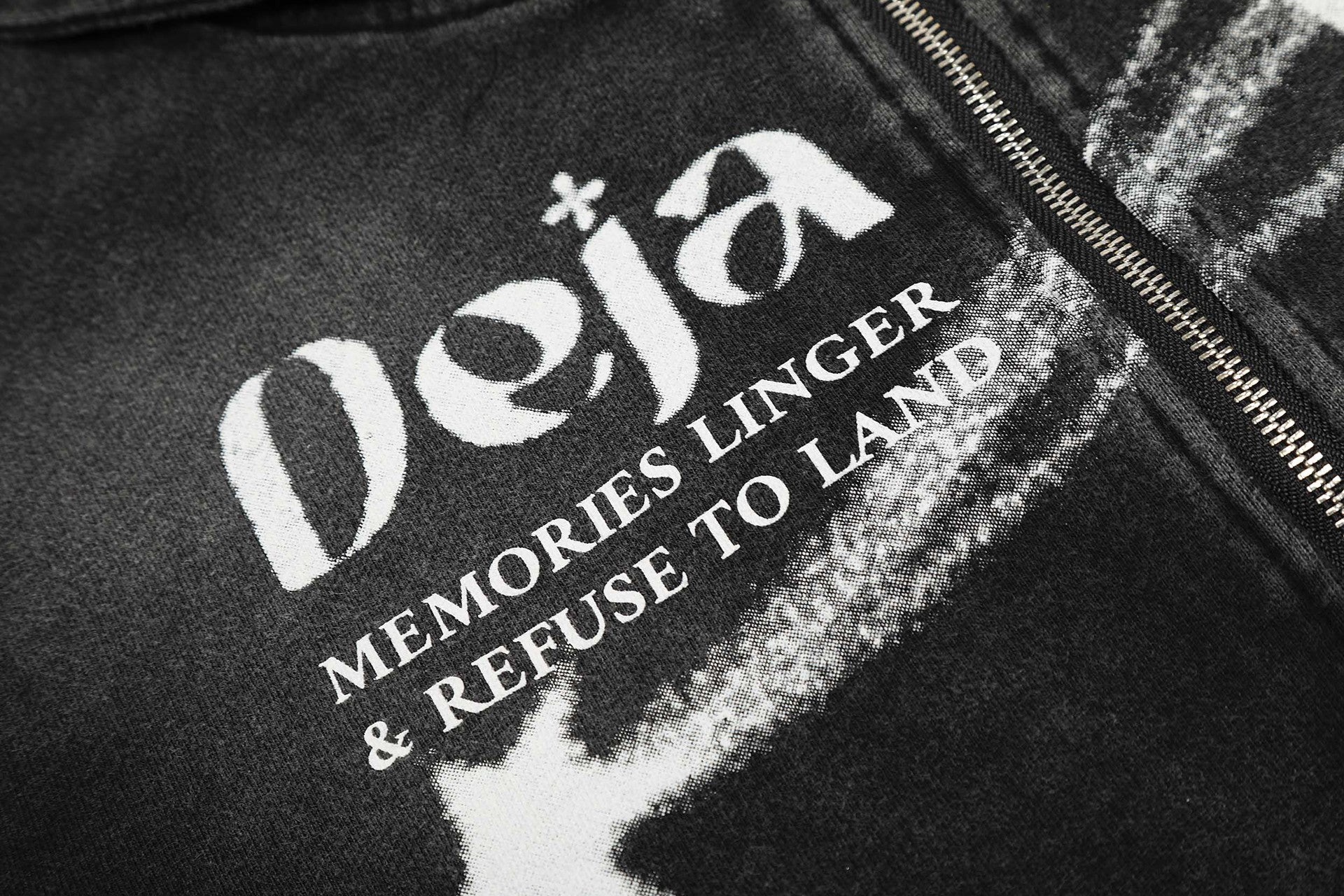 DEJA VU HOODIE '01